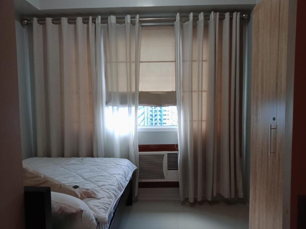 Jericho's Place at Sea Residences Manila Exterior foto