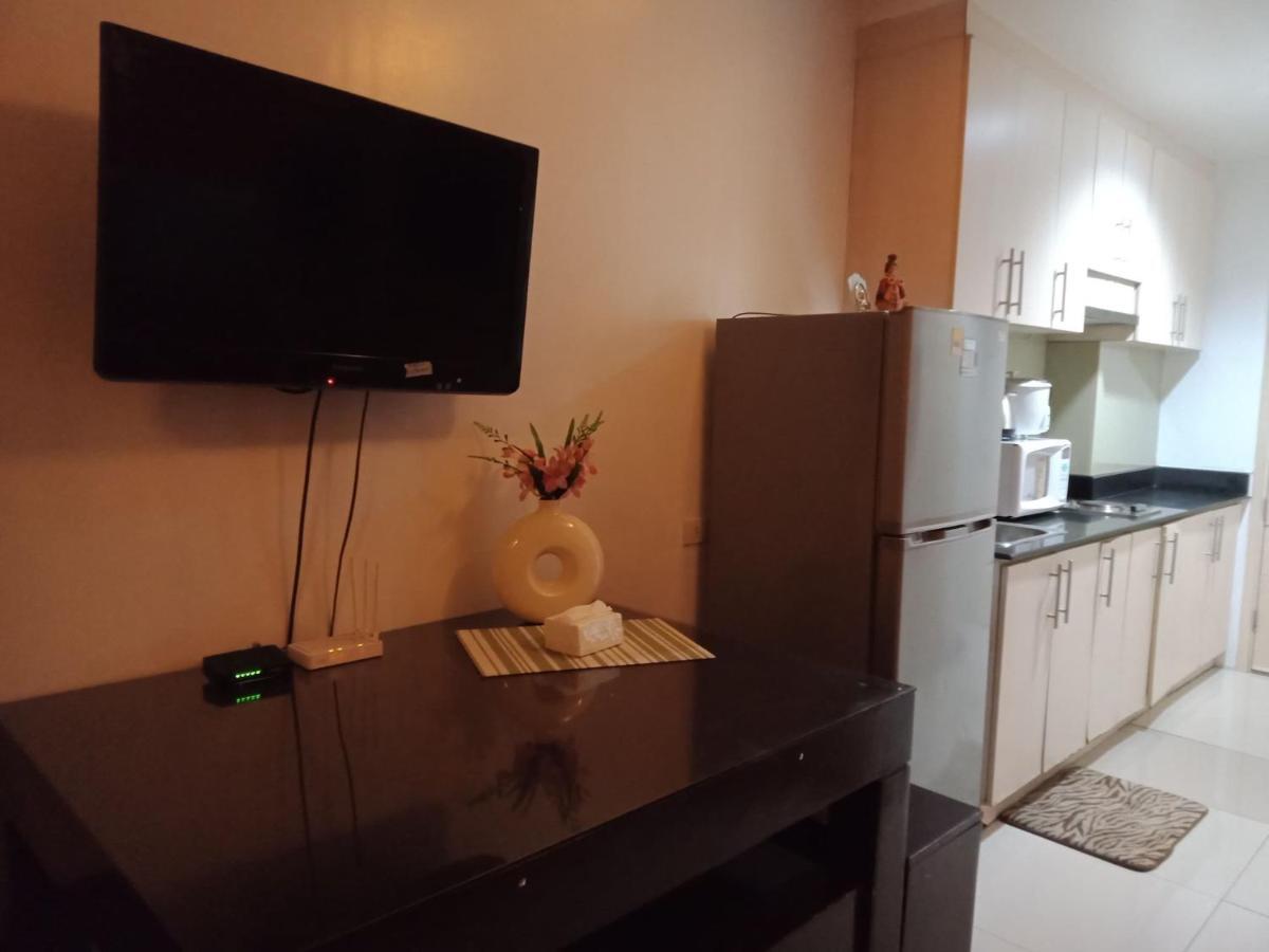 Jericho's Place at Sea Residences Manila Exterior foto
