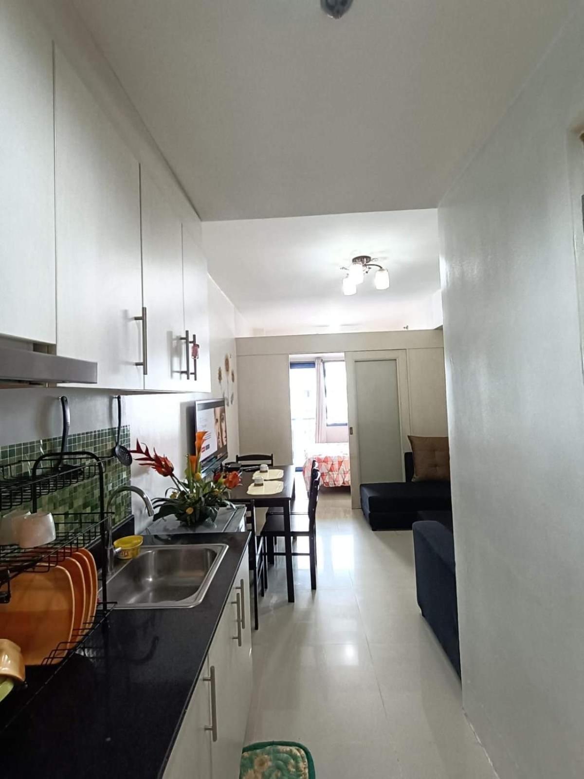 Jericho's Place at Sea Residences Manila Exterior foto